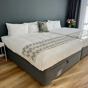  Apartment 44
